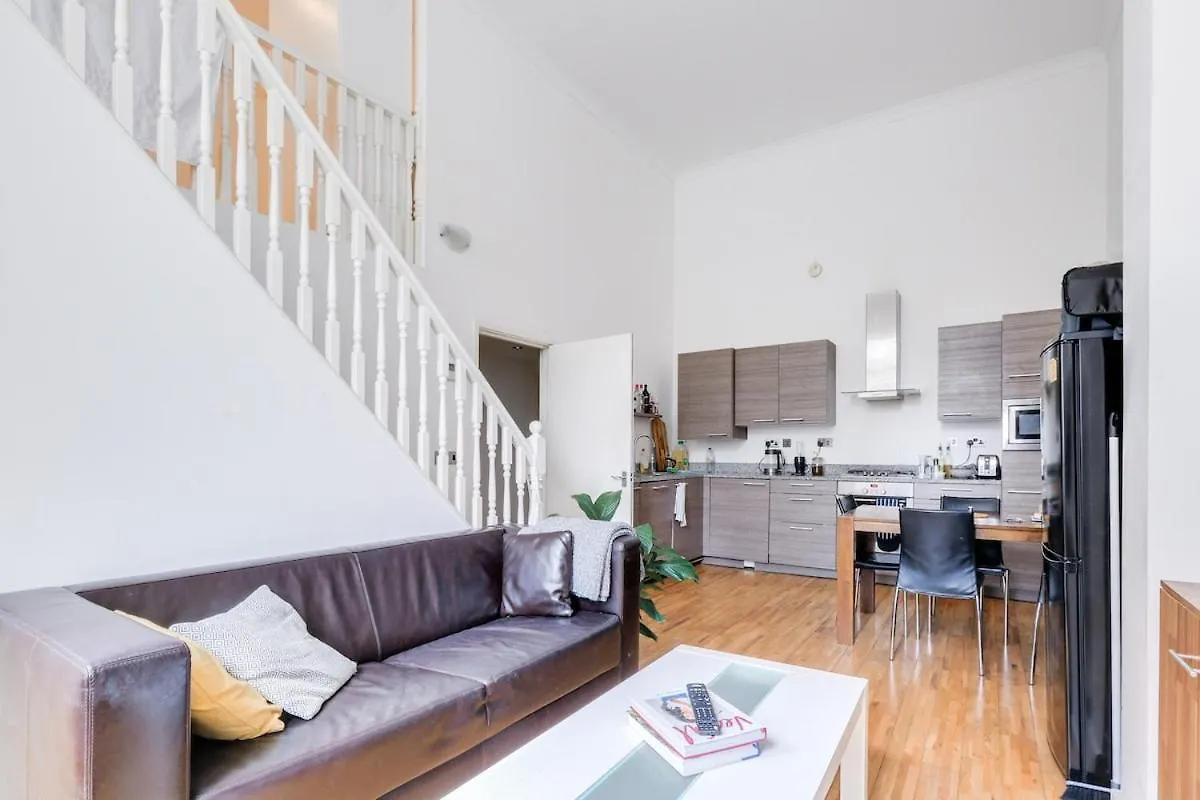 City Stay 3Br Apt For 8 By Liverpool Street London